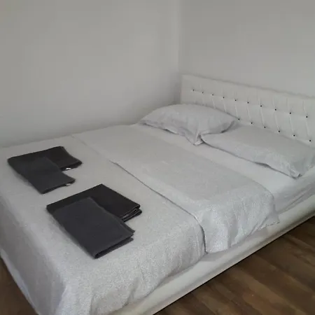 Lejlighed Apartman Carine Centar